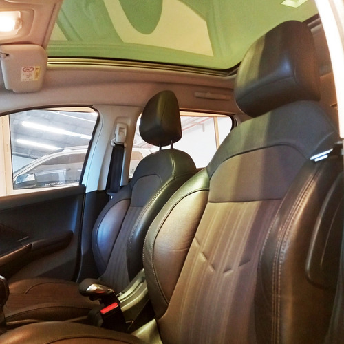 Imagen 7 de 10 de Peugeot 2008