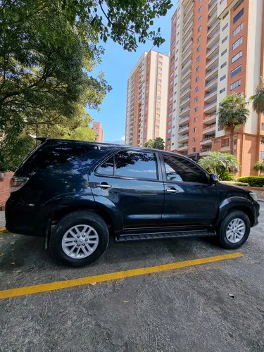 Toyota Fortuner 2.7l 4x2