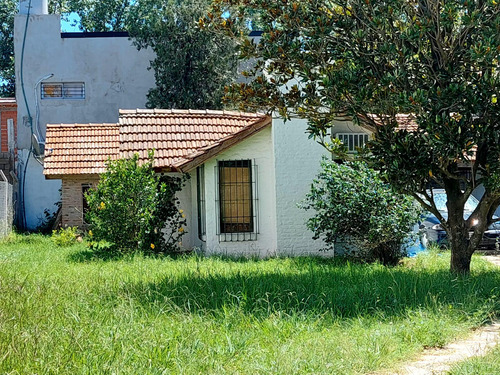 Casa En  Parque Alvear,tortuguitas