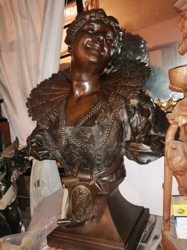 Escultura Busto De Bronce