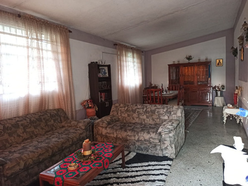 En Venta Casa En Guacara- Ciudad Alianza. Av. Principal, Faith