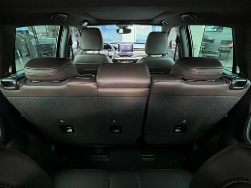 Jeep Commander 1.3 T270 TURBO FLEX OVERLAND AT6