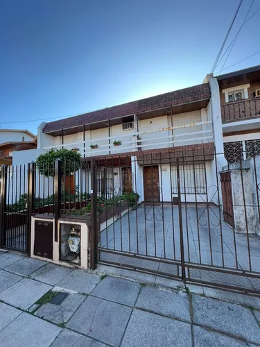 Duplex De 3 Ambientes Con Patio En Villa Adelina