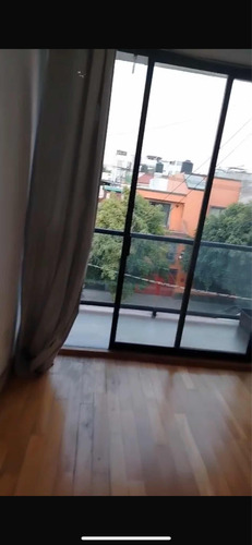 Rento Agradable Habitación Con Balcón