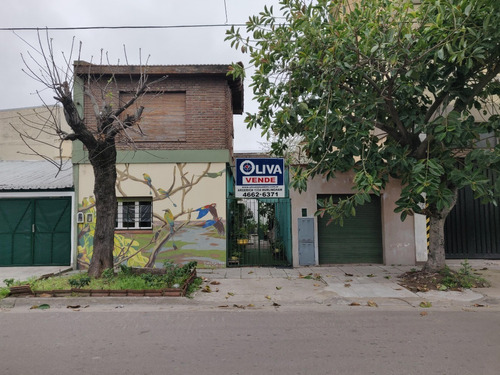 Casa En Dos Plantas, En Hurlingham