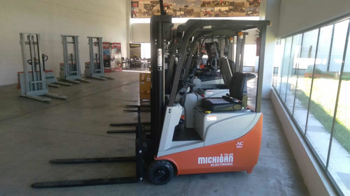 Elevador Electrico 1.5tn / 4,5 Mt Desplazador Michigan