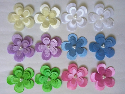Imagen 4 de 5 de Flores De Tela Planas 5 Pétalos 4cm