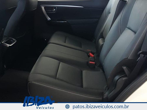 Imagem 5 de 6 de Toyota Hilux Sw4 Srx 4x4 2.8 Tdi 16v Dies. Aut. Diesel 2022