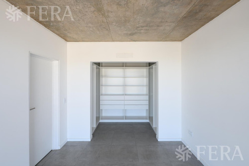 Venta De Departamento 3 Ambientes Con Balcón Corrido En Sarandí