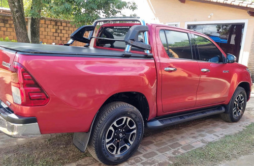 Imagen 2 de 10 de Toyota Hilux Automática