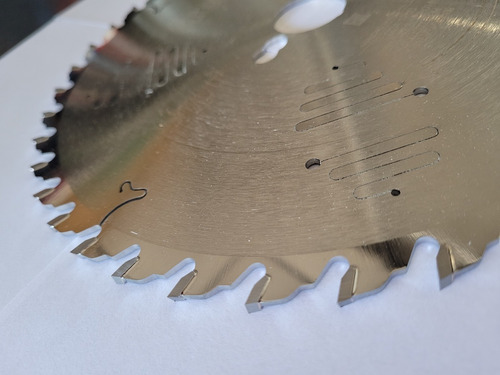 Imagen 2 de 10 de Disco Sierra Circular Madera 300mm 48d Freud