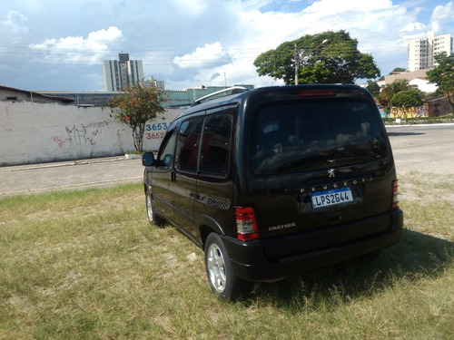 Peugeot Partner Escapade Pack. 1.6 2011. Flex/gnv. Abaixou