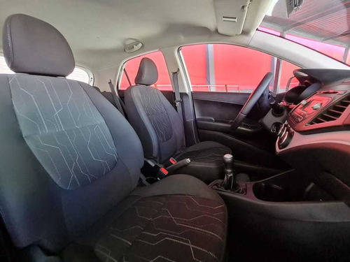 Imagem 10 de 15 de Kia Picanto Ex 1.0 2013 - Imperdível