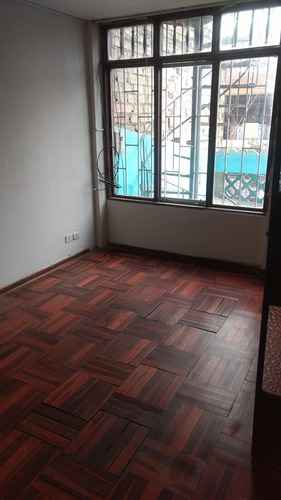 Imagen 6 de 10 de Alquilo Casa-departamento Segundo Piso