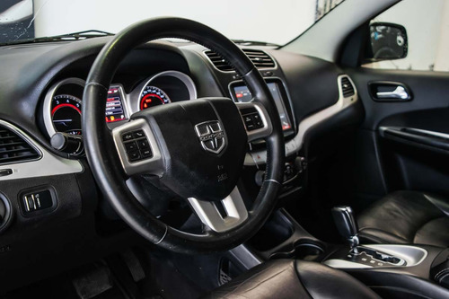 Imagen 9 de 14 de Dodge Journey 2013