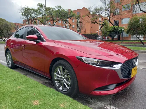 Mazda 3 2.0 Sport Touring