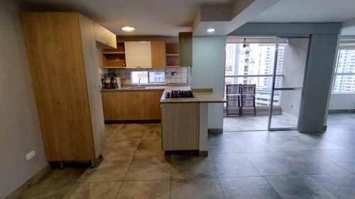 Apartamento Para La Venta En La Loma De Los Bernal