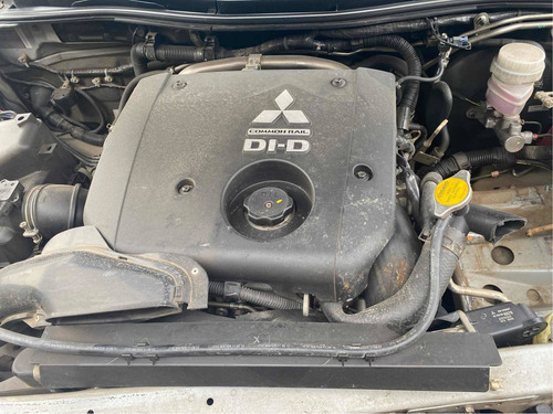 Imagem 5 de 6 de Mitsubishi L200 Triton 3.2 Aut L200 Triton 3.2 Hpe