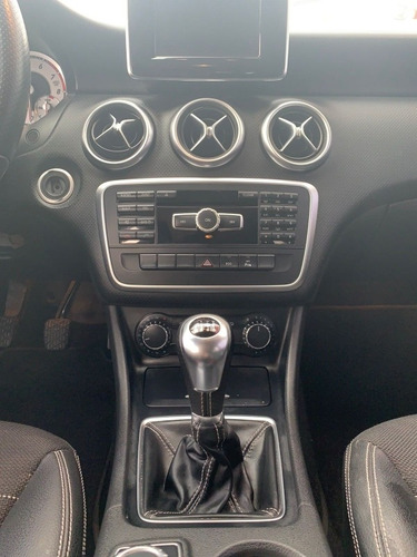Imagen 10 de 15 de Mercedes-benz Clase A 1.6 A 200 Style B.efficiency 156cv