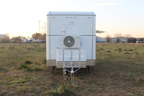 Imagen 11 de 25 de Casa Rodante Modelo Americano De 5,50mt Homologada
