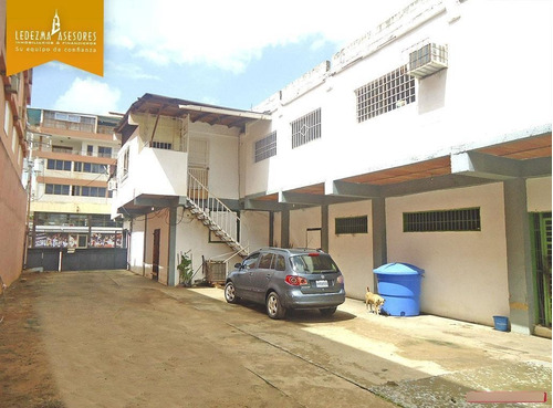 Imagen 4 de 12 de Ledezma Asesores Vende Edificio En Av. Nueva Granada, Ciudad Bolívar - Venezuela.