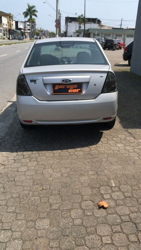 Imagem 3 de 8 de Ford Fiesta Sedan 2012 1.6 16v Se Flex 4p