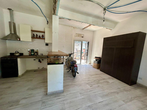Ph Monoambiente Con Terraza Reciclado Integramente | Matheu Al 2200