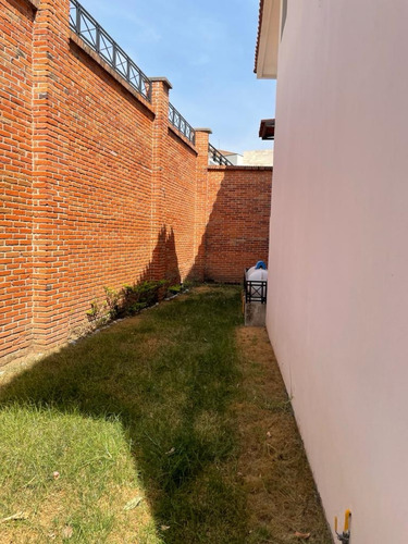 Casa En Venta Loma Real En Bosque Real