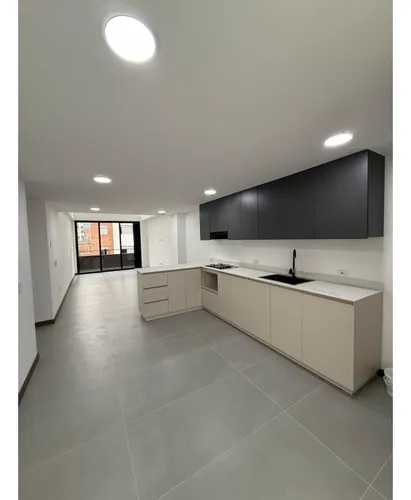 Venta Apartamento En Laureles, Permiso Airbnb