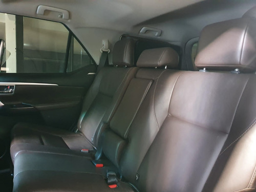 Imagen 11 de 15 de Toyota Fortuner Trd Automática 4x4