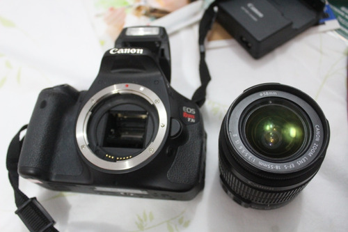 Canon T3i 600d Completa + Brinde. A Vista Tem Desconto !