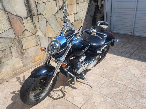 Suzuki Boulevard M800 R