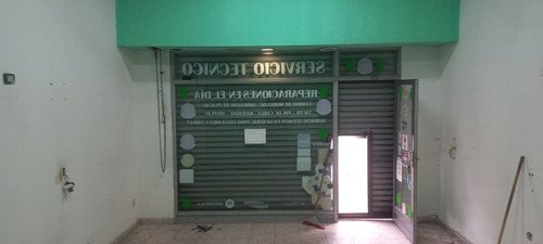 Imagen 2 de 4 de Venta De Local Comercial De 35 M2 Más Sotano De 14 M2. - Nuevo Wp De Contacto 1137868438!!