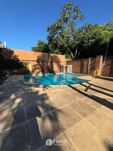 Cf1216 - Casa - 3 Dormitorios - Av. Alem Y Lavalle - foto 1