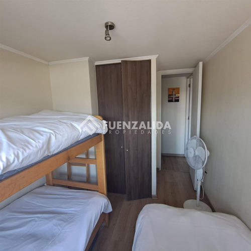 Departamento En Venta De 2 Dorm. En Metro Ecuador