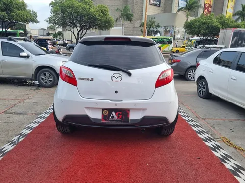 Mazda 2 1.5 At