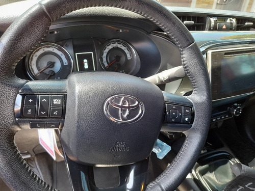 Toyota Hilux 2.8 Cd Srx 177cv 4x2 2019