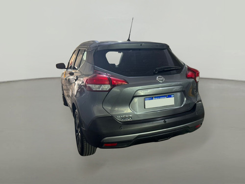 Nissan Kicks Advance MT F2