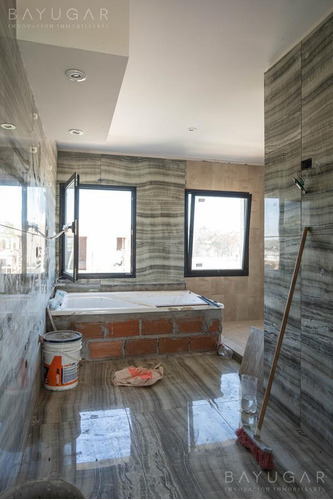 Imagen 27 de 30 de Venta - Casa Con Vista A La Laguna En Lagoon Pilar - Bayugar Negocios Inmobiliarios