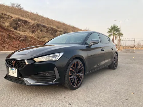 Cupra Leon 300Hp