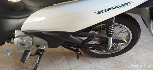 Imagem 4 de 12 de Honda Biz 110i