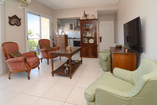 Venta Departamento 3 Ambientes Con Balcón Monte Grande
