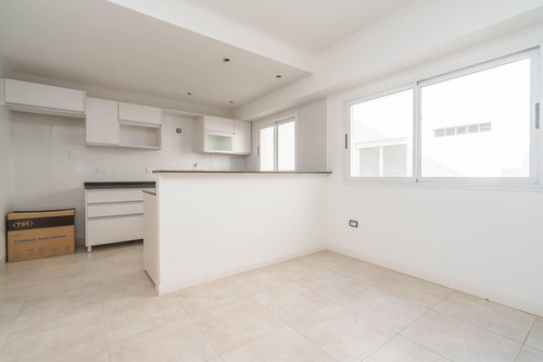 Departamento Ph En Venta En Floresta, Capital Federal, Buenos Aires