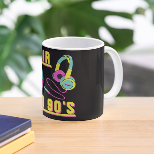 Imagen 3 de 6 de Taza Mug Impresa Regalo Generacion 80s 90s 2000s