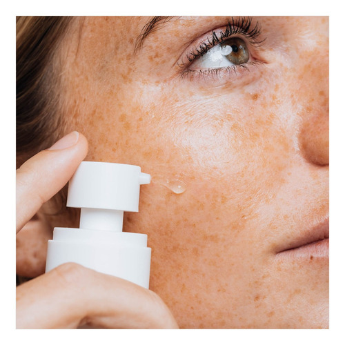 Advanced Blemish Defense Perfecting + Rejuvenating
