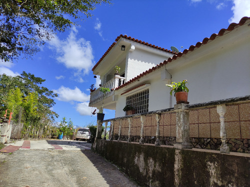 Venta De Casa San Antonio De Los Altos El Amarillo Rz