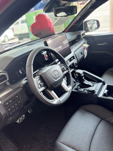 Toyota Tacoma 2.4 Hev Premium 4X4