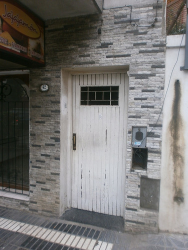 Departamento Tipo Casa En Ph A Dos Cudras De Estacion