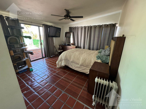 Casa Sola De Dos Niveles En Venta, En Privada Con Vigilancia En Lomas Tetela, Cuernavaca Morelos