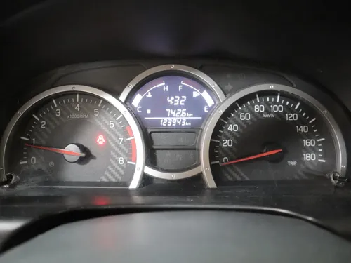 Suzuki Jimny MT 1.3 3P 4X4